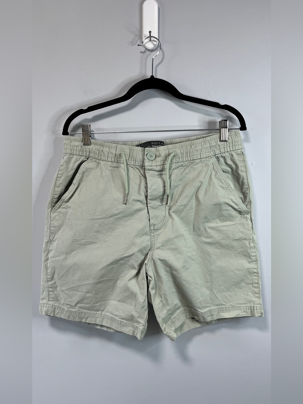 Men's Casual Drawstring Shorts - Light Sage Size Medium